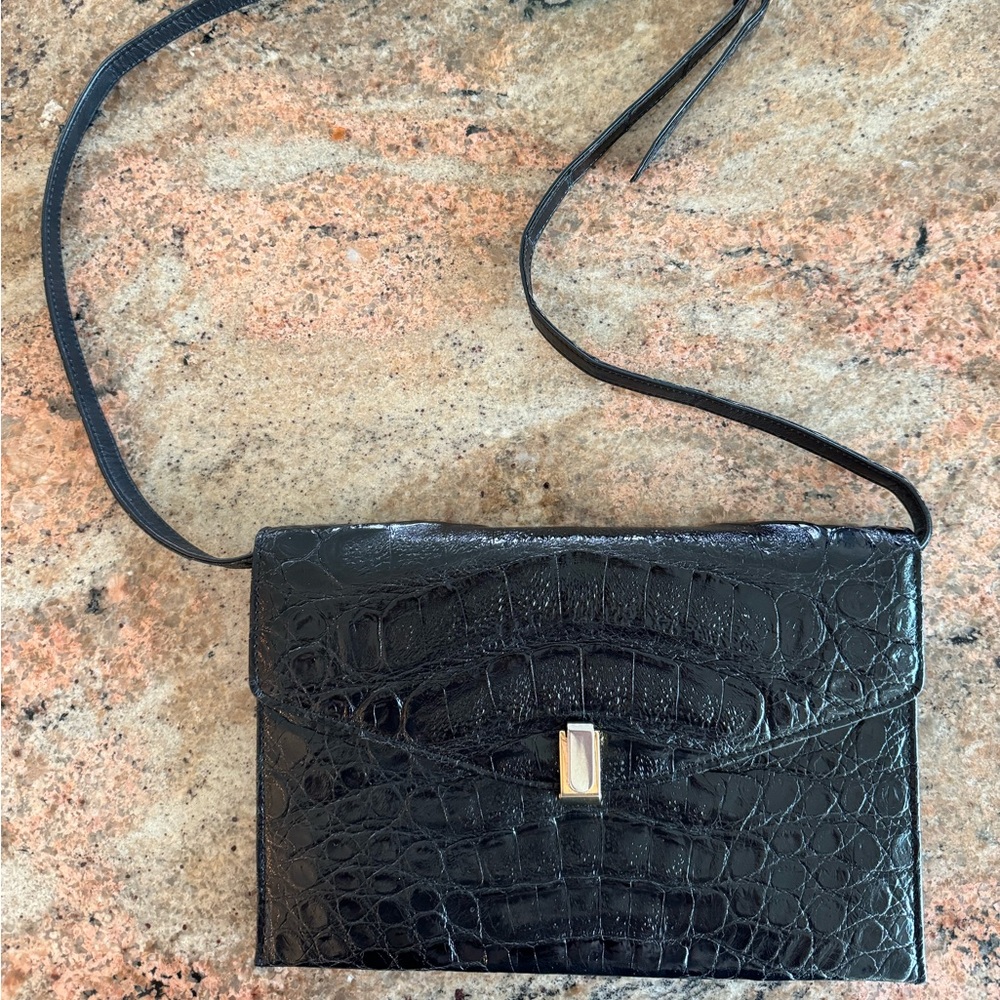 Cape Cobra Leathercraft Crocodile Leather Purse